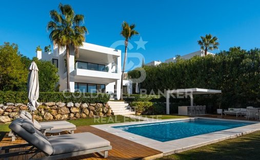 Casa en San Pedro Alcántara, Andalucía, España 1