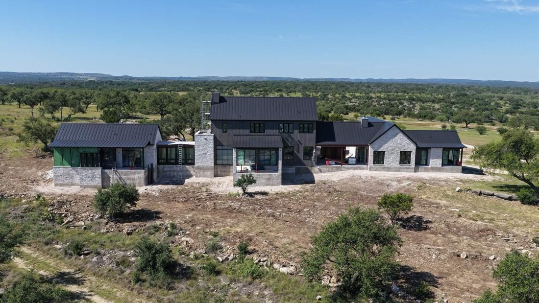 House in Round Mountain, Texas, United States 3 - 18009355