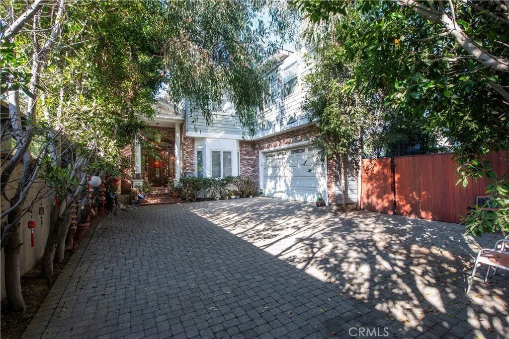 Los Angeles, California, United States 1 - 17523876