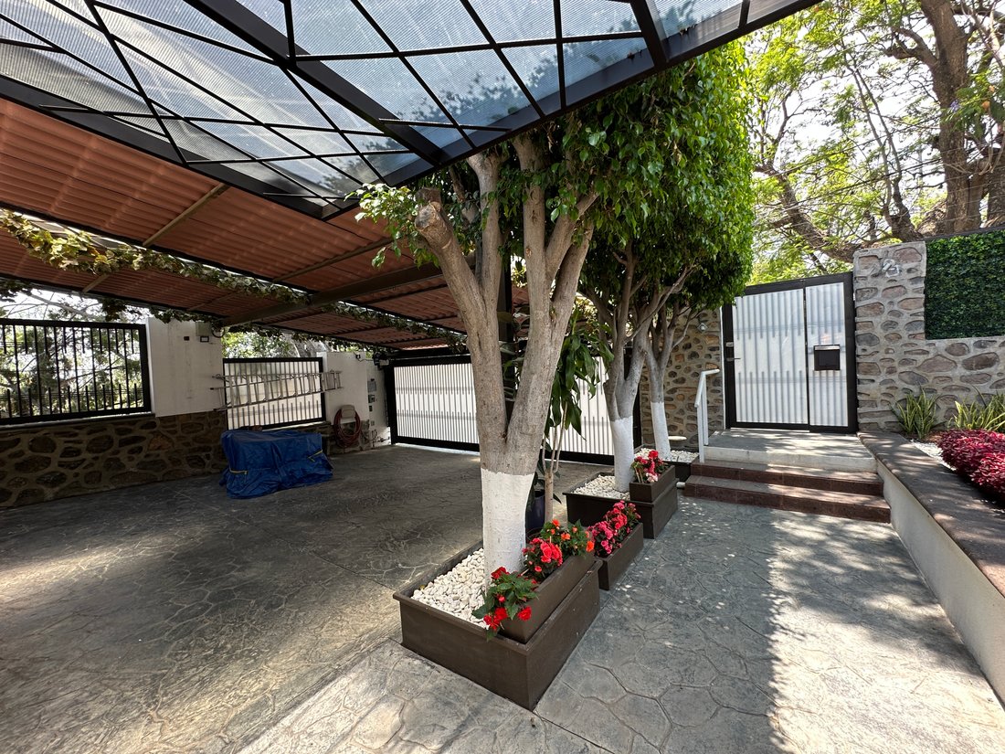 House in Santiago de Querétaro, Querétaro, Mexico 2 - 18007287