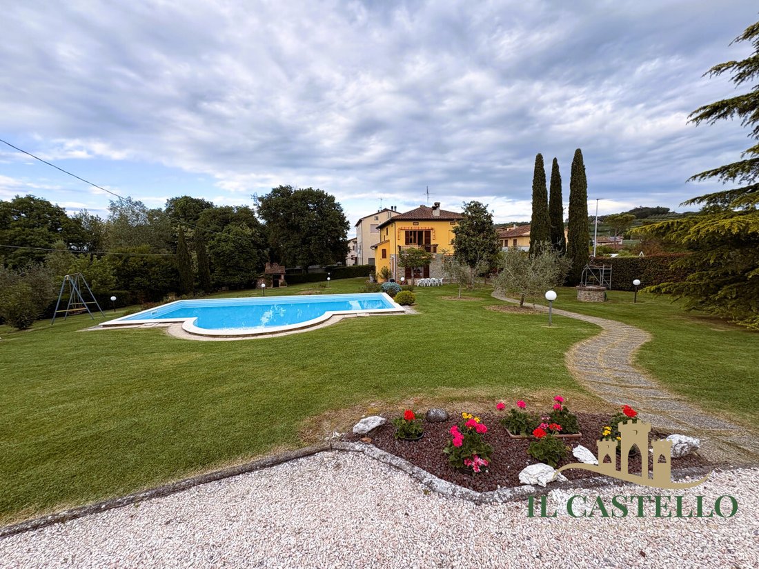 Villa in Città della Pieve, Umbria, Italy 1 - 18011142