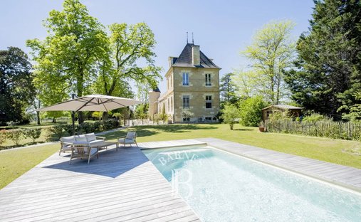 château à Léognan, Nouvelle-Aquitaine, France 1