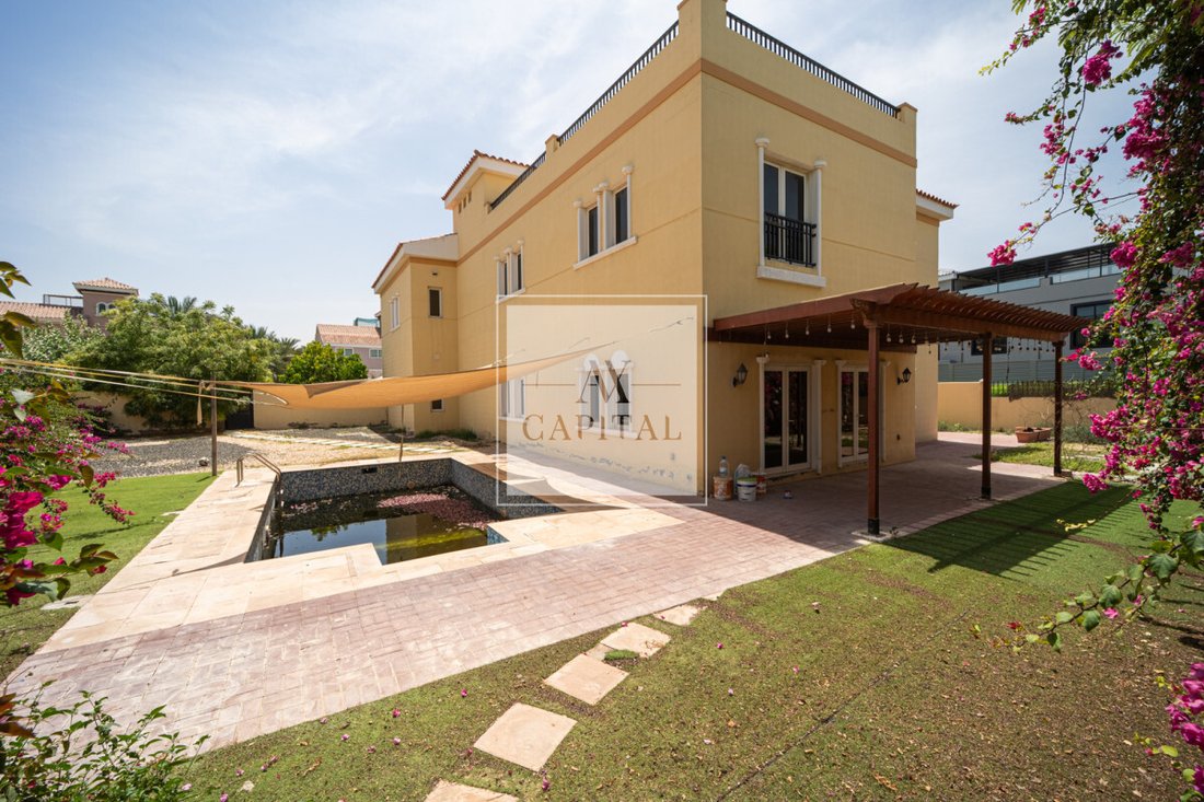 Villa in Al Satwa, Dubai, United Arab Emirates 5 - 18005019