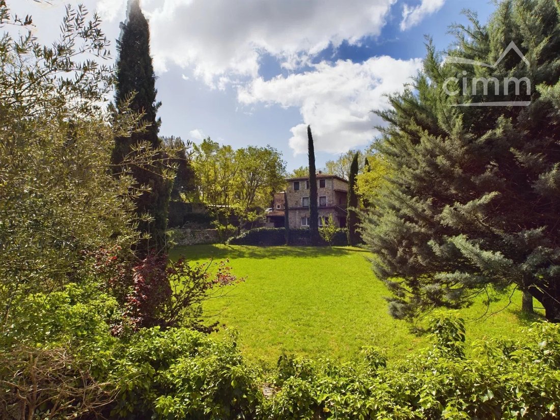 Estate in Balazuc, Auvergne-Rhône-Alpes, France 1 - 18004793