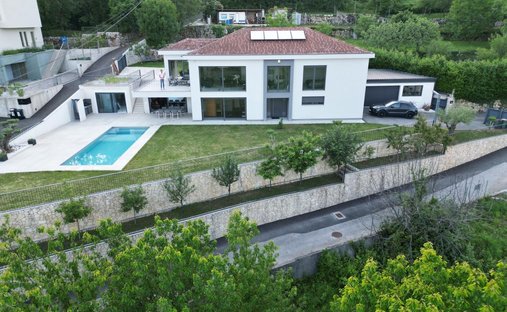 Villa in Grad Opatija, Primorje-Gorski Kotar County, Croatia 1