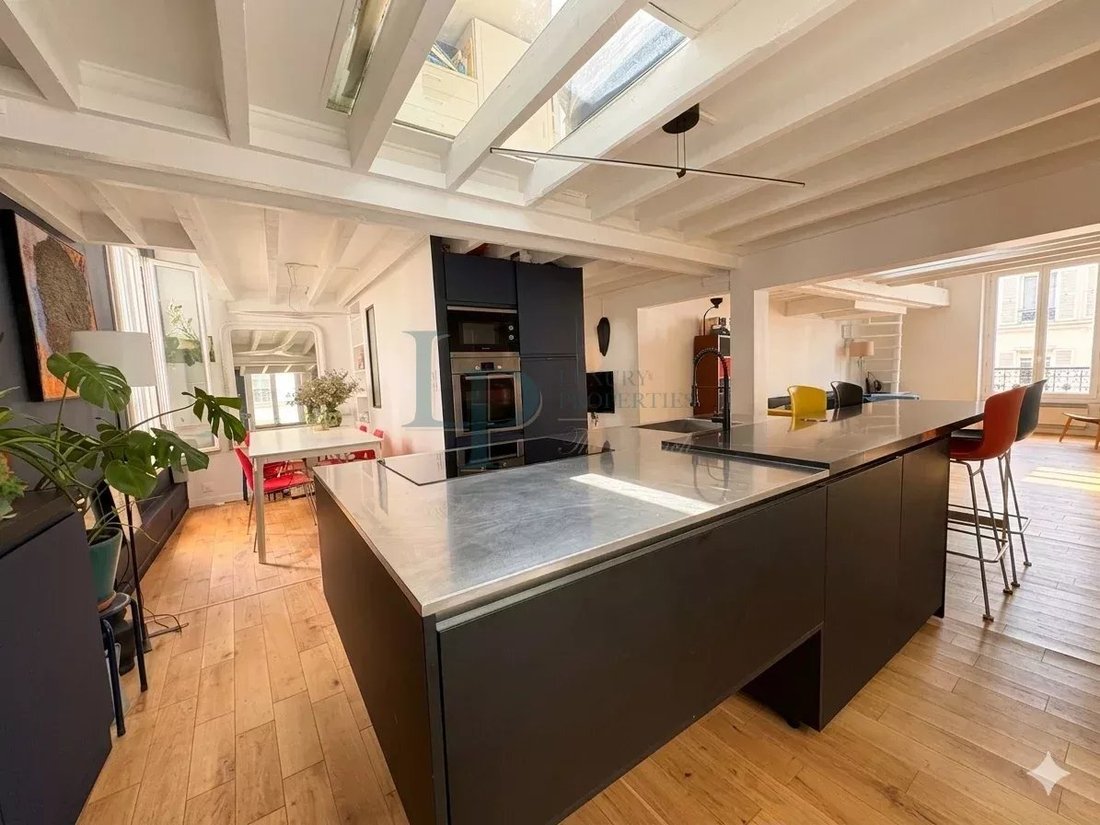 Apartment in Saint Placide, Paris 6e Arrondissement, Paris 1 - 18006210