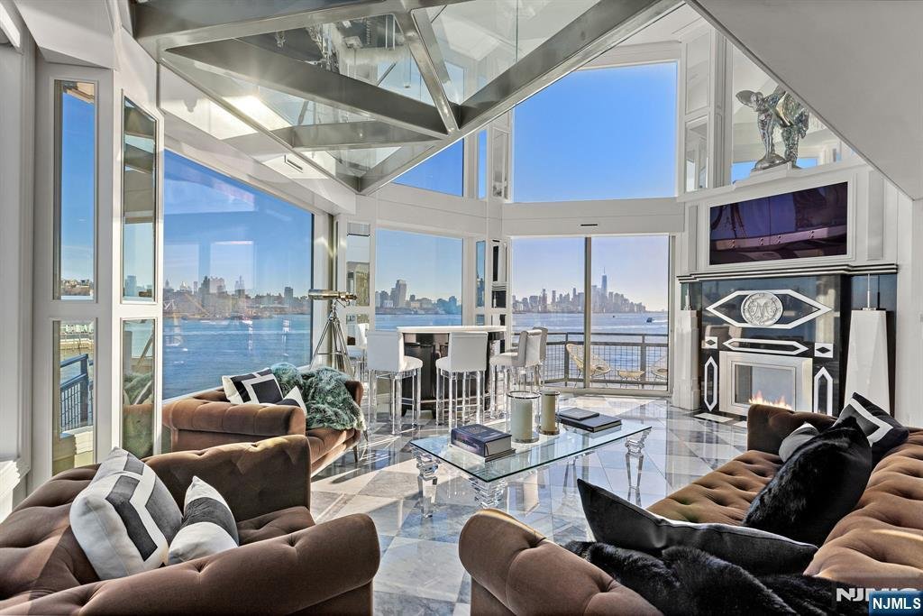 Condo in Weehawken, New Jersey, United States 3 - 18007199