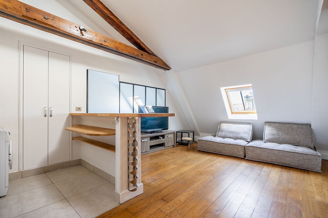 Apartment in Palais Royal, Paris 1er Arrondissement, Paris 3 - 18009223