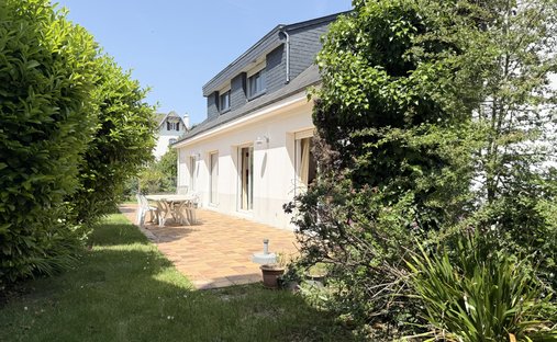 House in Ouest Péri-Centre Ville, Vannes, France 1