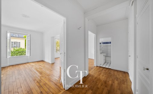 Apartment in Domaine National du Château, Versailles, France 1
