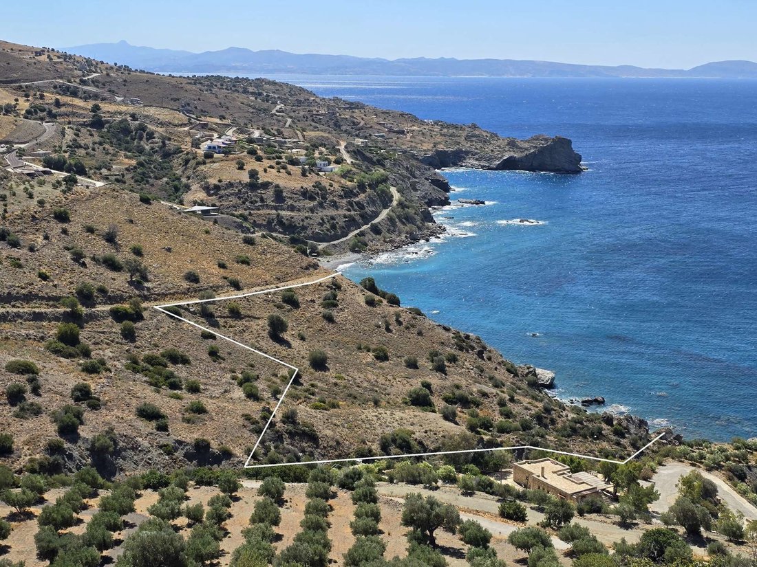 Land in Agios Vasileios, Greece 5 - 16759713