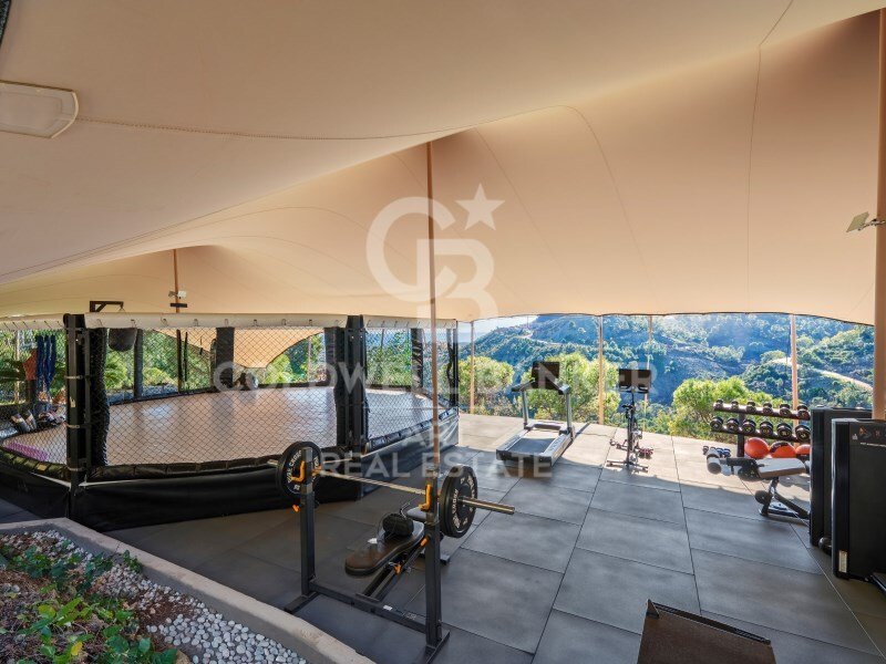 House in El Madroñal, Benahavis, Spain 4 - 18011518