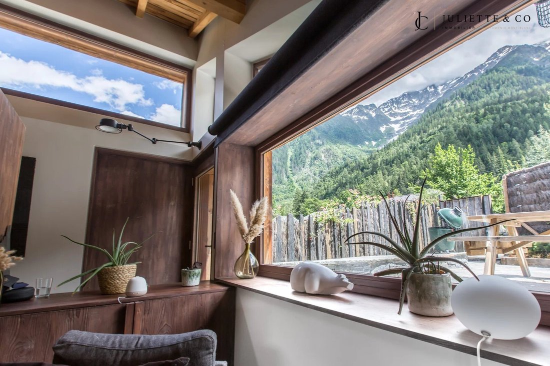 Chalet in Les Houches, Auvergne-Rhône-Alpes, France 3 - 18012289