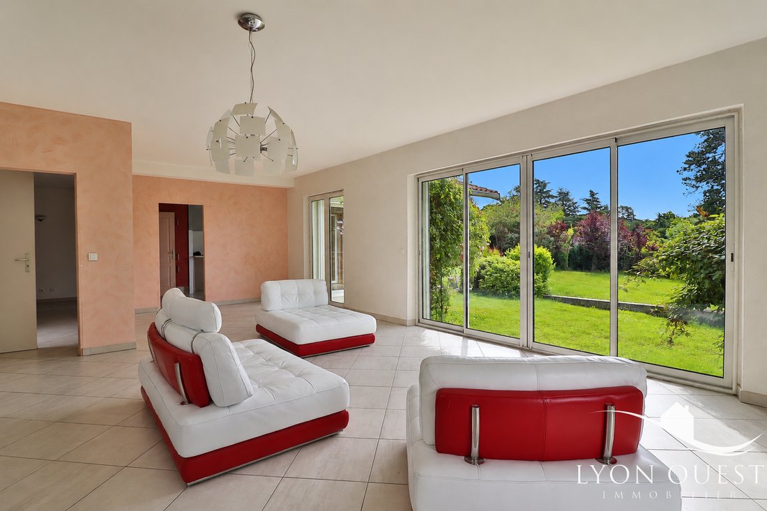 House in Charbonnieres-les-Bains, Auvergne-Rhône-Alpes, France 2 - 17782322