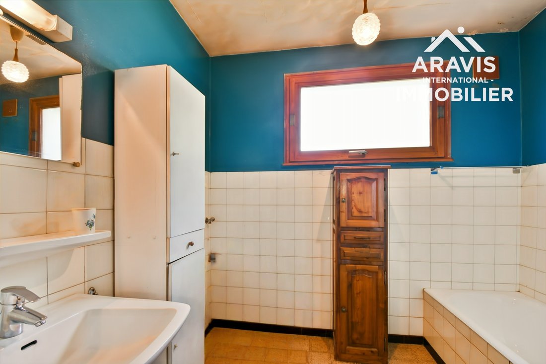 House in Sud, Thones, France 5 - 18010064