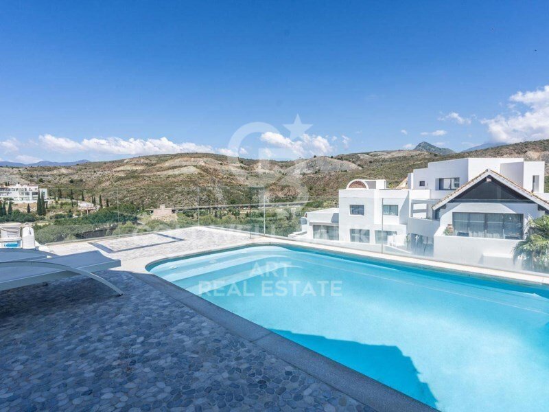 Apartment in Benahavis, Andalusia, Spain 1 - 18011742