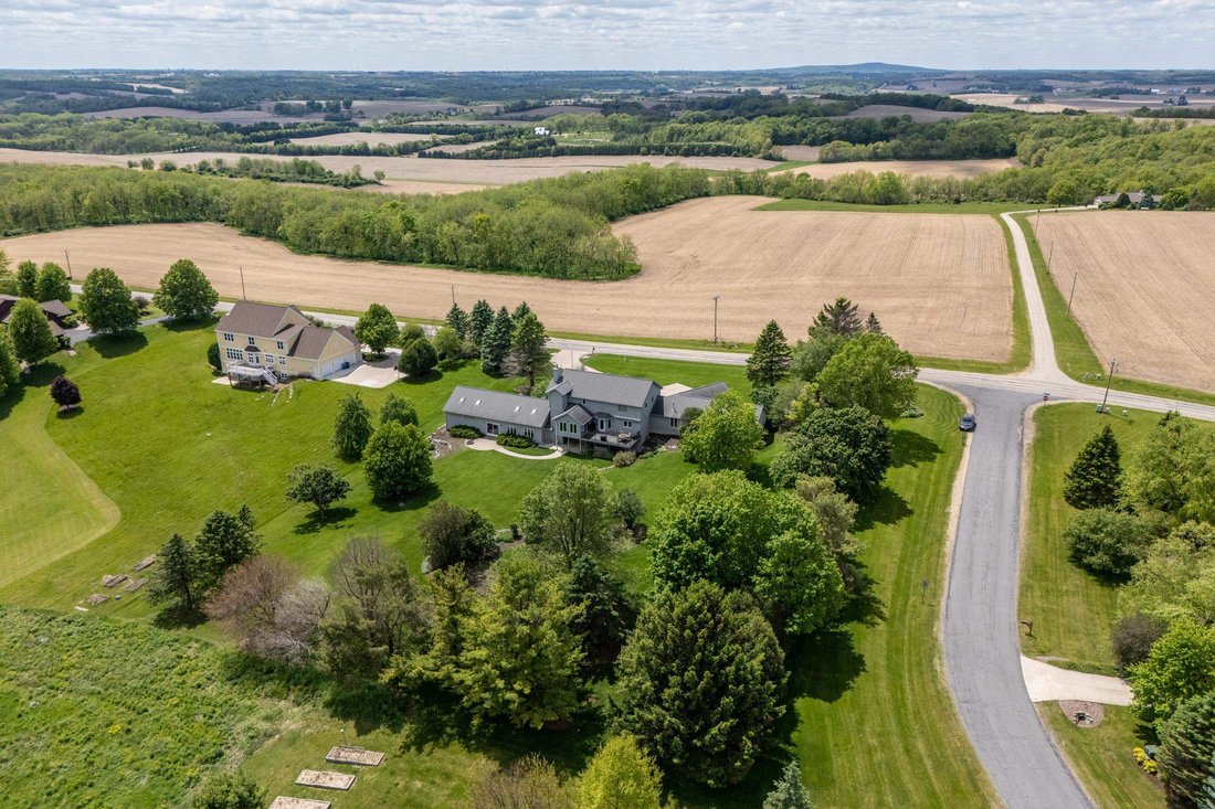 House in Cross Plains, Wisconsin, United States 4 - 18004689