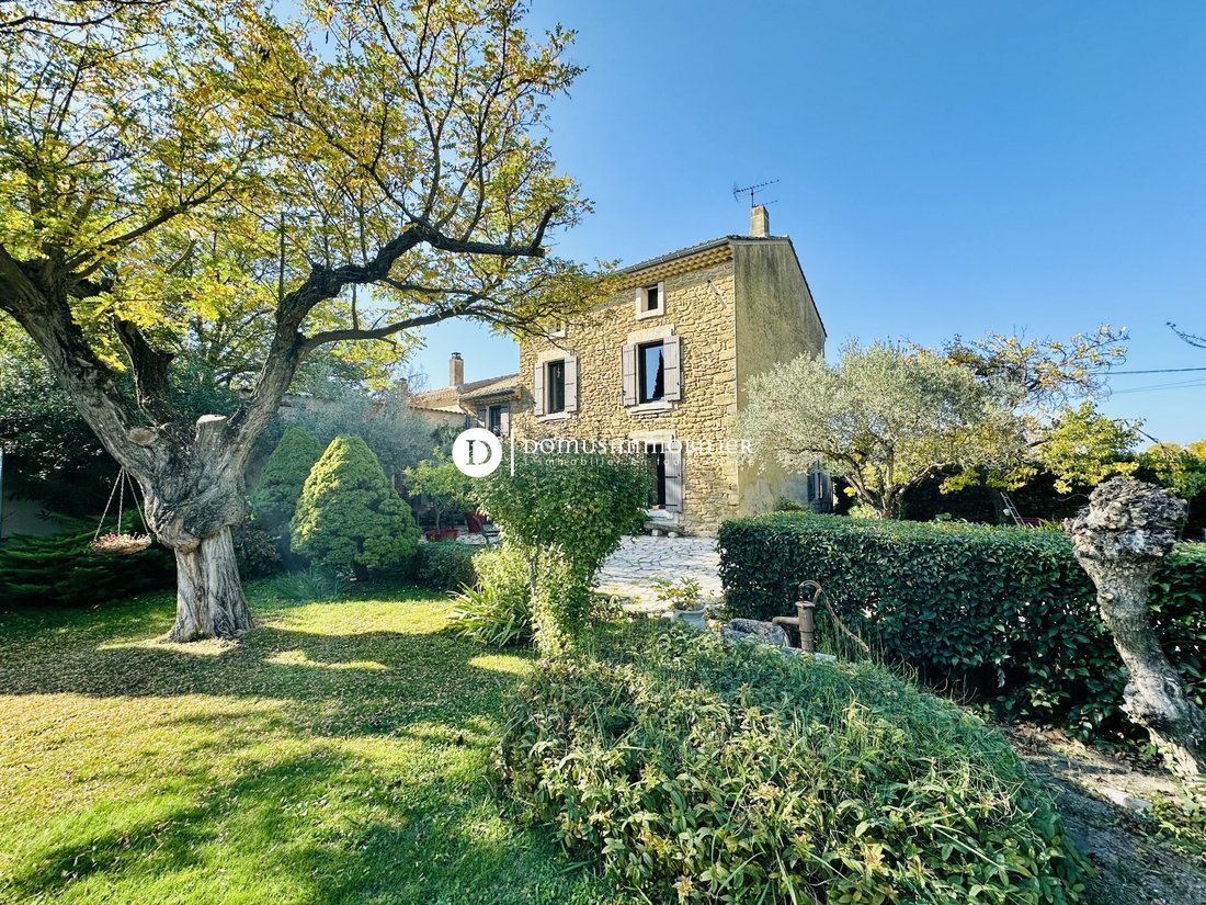 Country House in Althen-des-Paluds, Provence-Alpes-Côte d'Azur, France 1 - 18012269