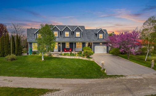House in Zurich, Ontario, Canada 1