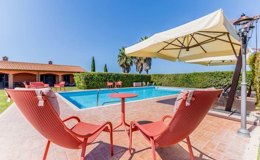 Villa in Canino, Lazio, Italy 1