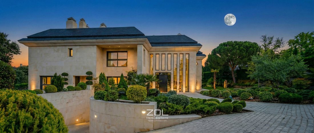 Villa in La Moraleja, Alcobendas, Comunidad de Madrid 1 - 18005955