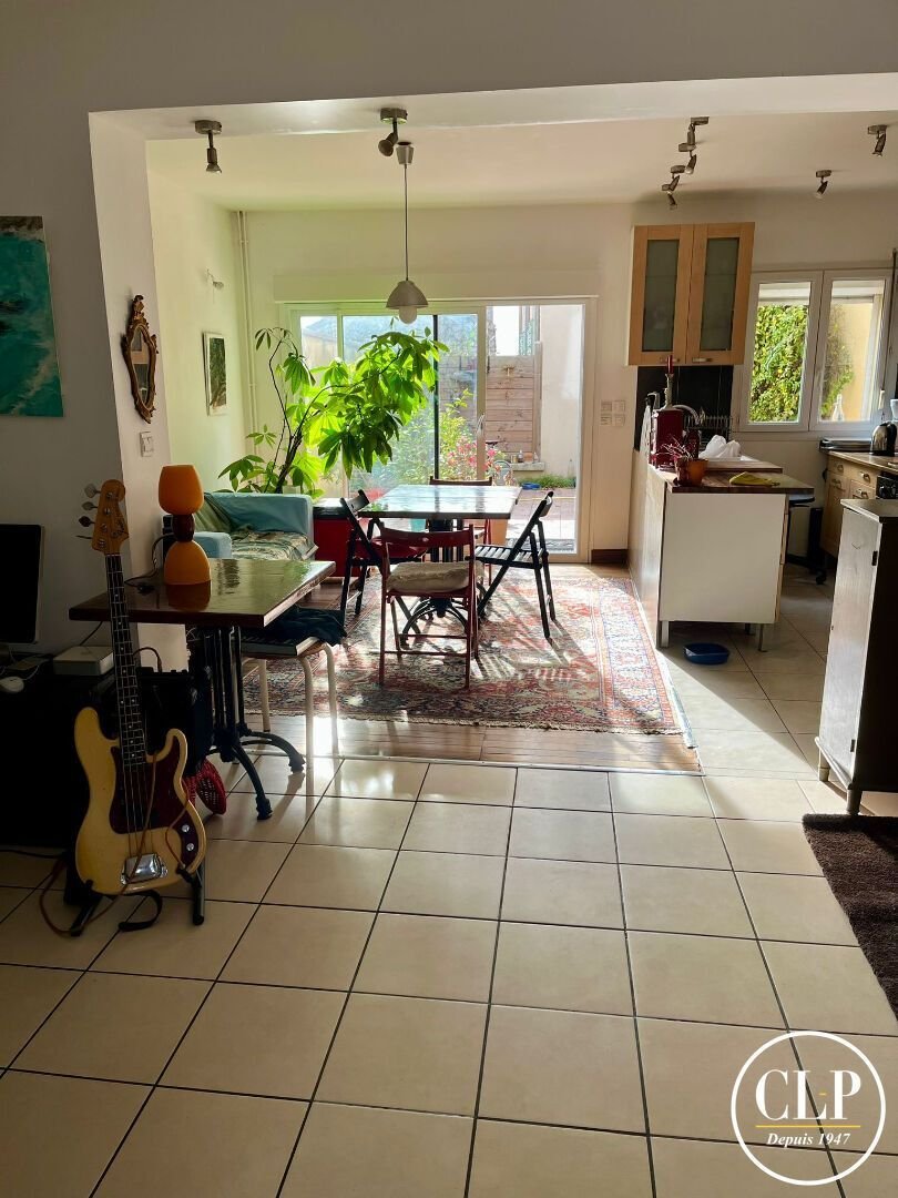 House in Fontenay-sous-Bois, Ile-de-France, France 4 - 18009287