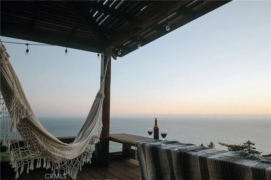 Big Sur, California, United States 2 - 16521496