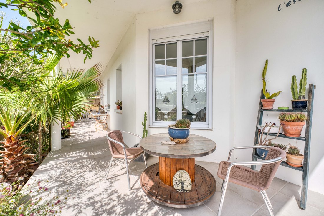 House in Saint-Georges-d'Oleron, Nouvelle-Aquitaine, France 3 - 18010450