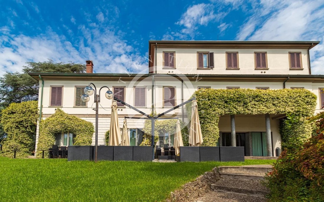 Villa in Figino Serenza, Lombardy, Italy 3 - 18005797
