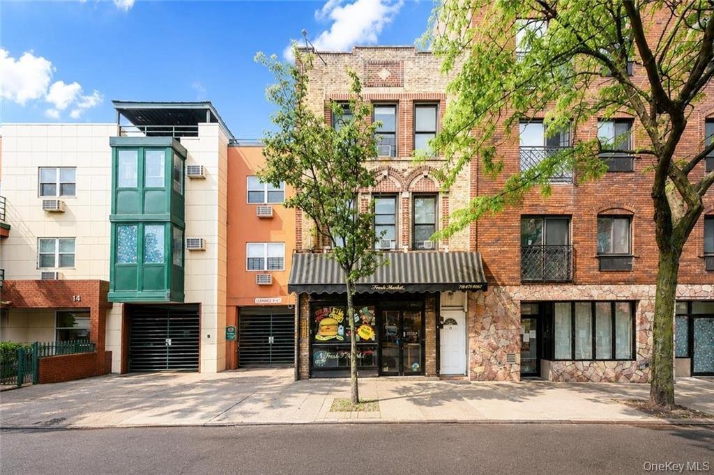 House in New York, New York, United States 1 - 18008417