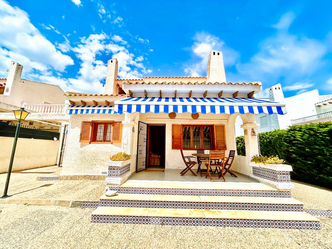 Villa in La Zenia, Orihuela, Valencian Community 1 - 17760485