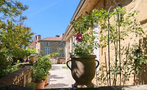 House in Temniac, Sarlat-la-Canéda, France 1