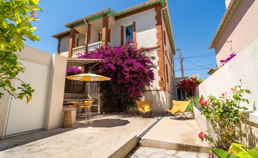 House in Nord, Sanary-sur-Mer, France 1