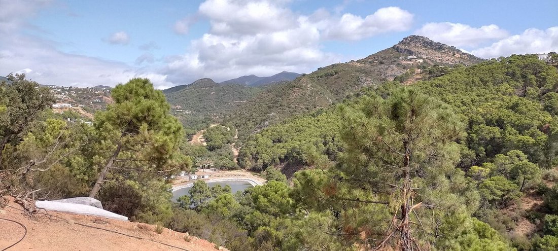 Land in Benahavis, Andalusia, Spain 3 - 18007643