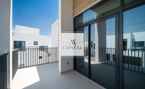 Villa in Dubai South, Dubai, United Arab Emirates 1