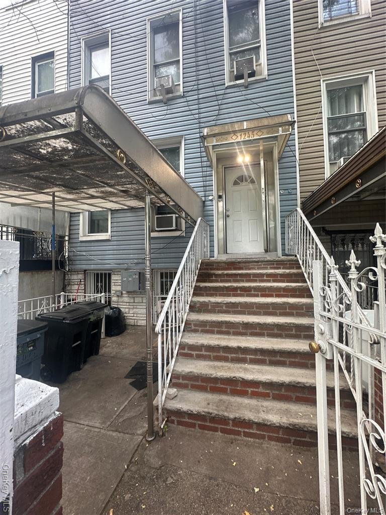 House in New York, New York, United States 2 - 18008449
