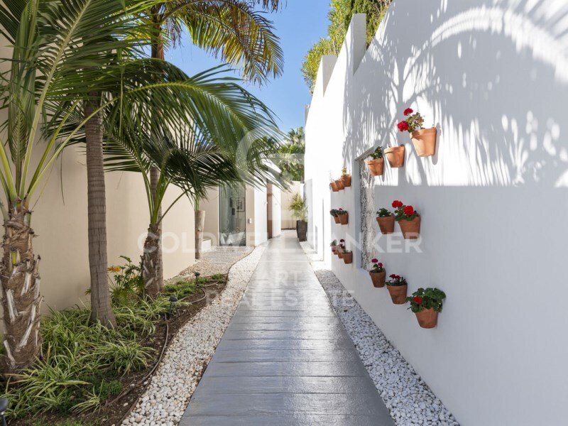 House in La Quinta, Benahavis, Andalusia 3 - 18011556