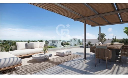 Apartment in San Pedro de Alcantara, Andalusia, Spain 1