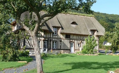 House in Centre Ville, Pont-Audemer, France 1