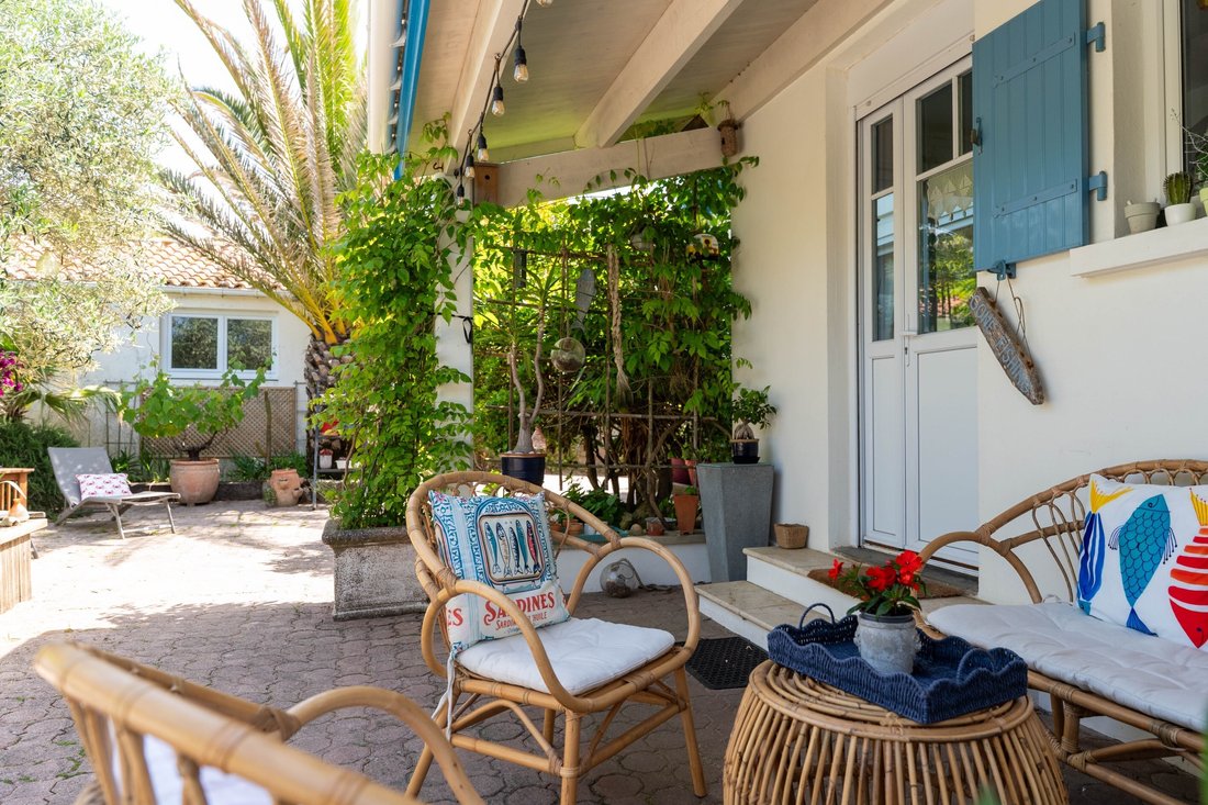 House in Saint-Georges-d'Oleron, Nouvelle-Aquitaine, France 4 - 18010450