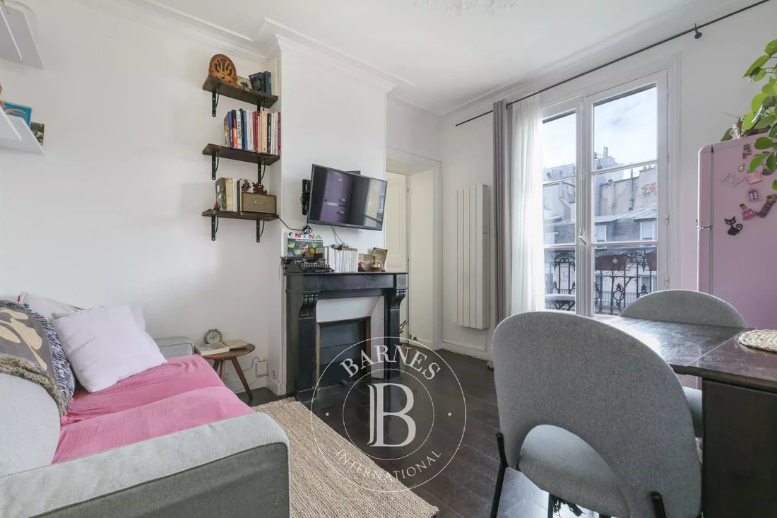 Apartment in Les Halles, Paris 1er Arrondissement, Paris 2 - 18006419
