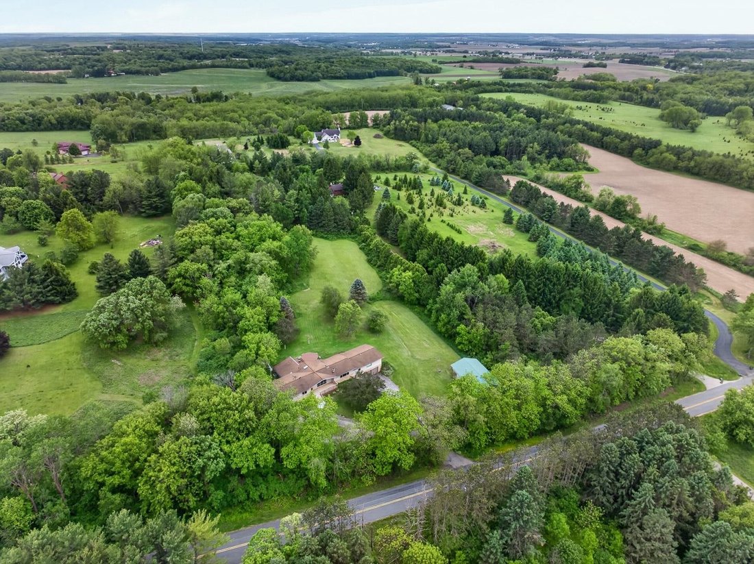 House in Verona, Wisconsin, United States 3 - 18007482