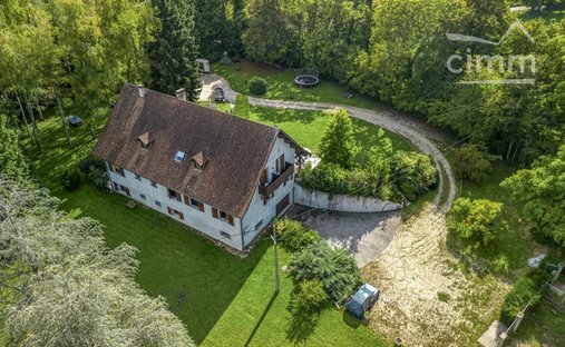 House in Saint-Ondras, Auvergne-Rhône-Alpes, France 1