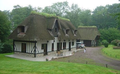 Casa en Bonneville-la-Louvet, Normandía, Francia 1