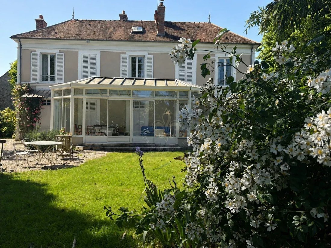 House in Arrondissement of Fontainebleau, Ile-de-France, France 2 - 17844965