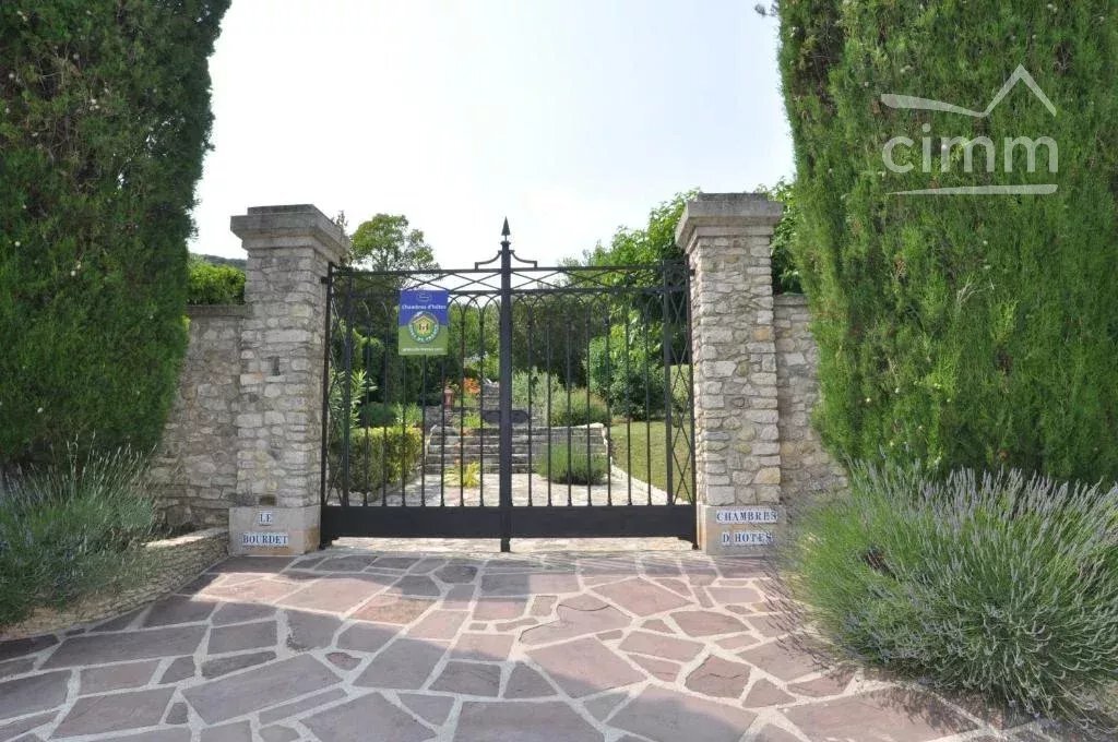 Estate in Saint-Sauveur-de-Cruzières, Auvergne-Rhône-Alpes, France 5 - 18005100