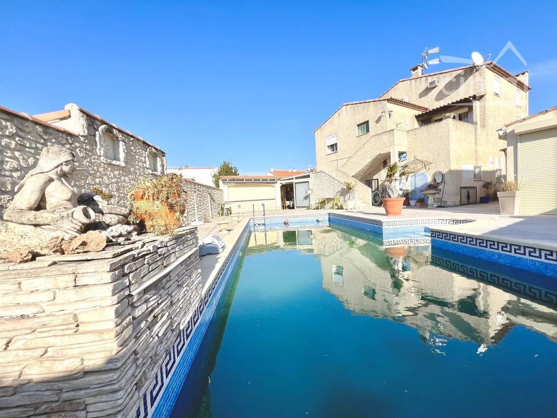 House in Port-Saint-Louis-du-Rhône, Provence-Alpes-Côte d'Azur, France 5 - 18005013
