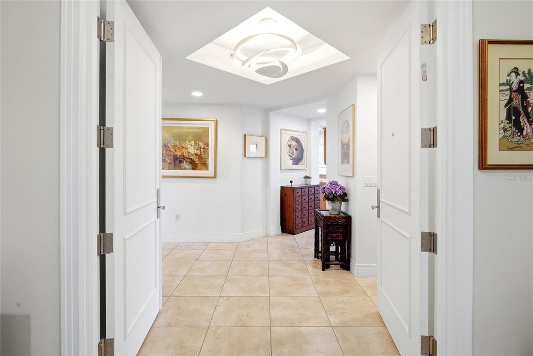House in St. Petersburg, Florida, United States 3 - 18007024