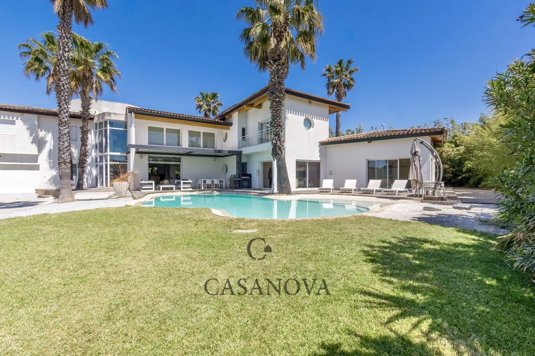 House in Centre Ville, Mauguio, France 1 - 18010534