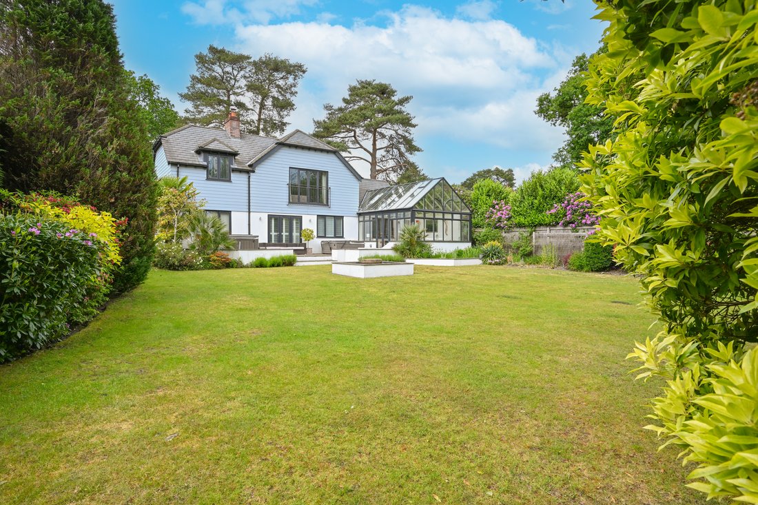 House in Ringwood, England 1 - 17822739